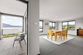 4 Bedroom House - Gorgeous View