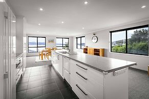 4 Bedroom House - Gorgeous View