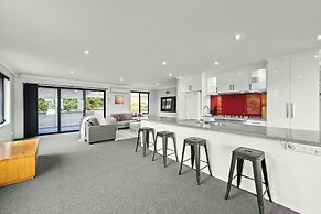 4 Bedroom House - Gorgeous View