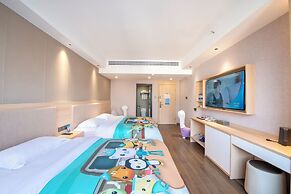 Yangshuo Mountain and City Resort