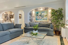 Tranquillity, Luxury, Exquisite sea Views