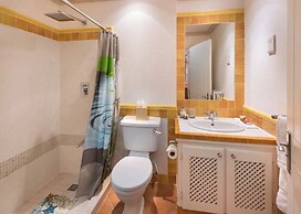 Lovely 1 Br Apartment! Fully Furnished