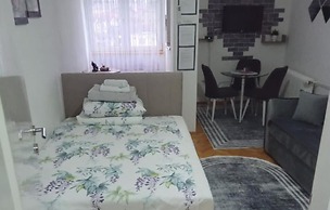 Charming Studio Apartment in Novi Pazar With City & Mountain Views