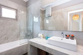 Verde Olive Three-Bedroom Holiday Home by Konnect