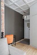 Historical Studio & Excellent Location