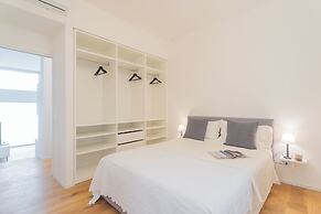 A Step From the Lake Apartment