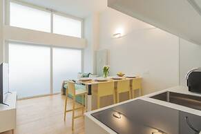 A Step From the Lake Apartment