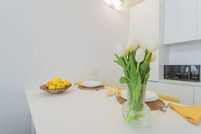 A Step From the Lake Apartment