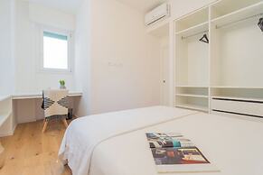 A Step From the Lake Apartment