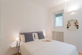 A Step From the Lake Apartment