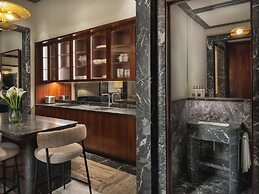Palazzo Ottaviani Luxury Apartments