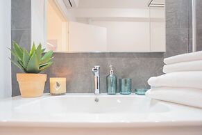 Cozy Nest on the Lake