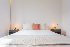 Cozy Nest on the Lake