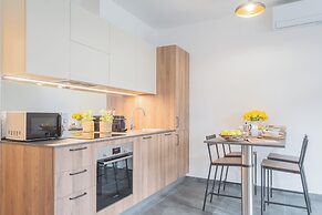 Cozy Nest on the Lake