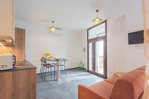 Cozy Nest on the Lake