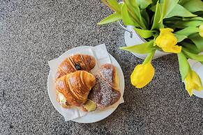 Family Lake Apartment