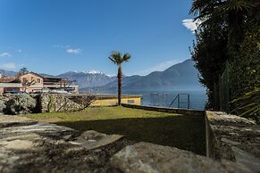 Family Lake Apartment