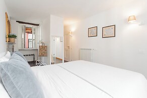 Emily's Holiday House - Authentic Lake Como