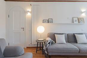 Emily's Holiday House - Authentic Lake Como