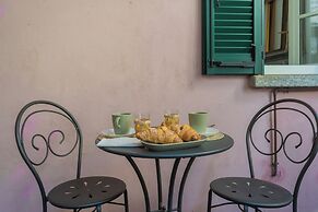 Emily's Holiday House - Authentic Lake Como