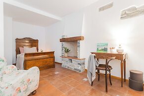 Emily's Holiday House - Authentic Lake Como