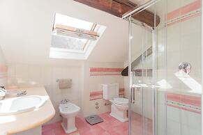 Emily's Holiday House - Authentic Lake Como