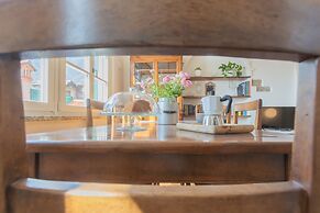 Emily's Holiday House - Authentic Lake Como