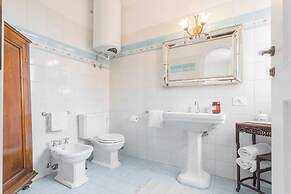 Emily's Holiday House - Authentic Lake Como