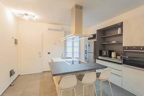 Enchanted Como Lake - City Apartment