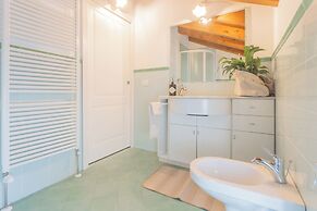 Giuliano's House - Amazing Lake View