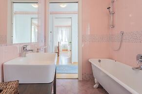 Giuliano's House - Amazing Lake View