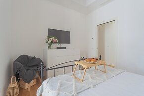 Independence Apartment With Balcony