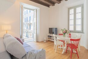 Independence Apartment With Balcony