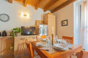 Luini 7 by Rentallcomo