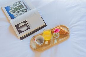 Luini 7 by Rentallcomo