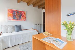 Luini 7 by Rentallcomo