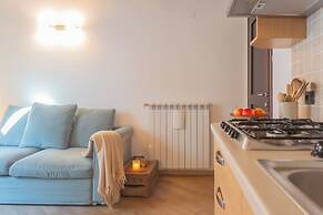 Luini 7 by Rentallcomo