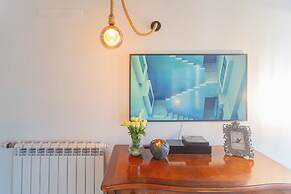 Luini 7 by Rentallcomo