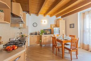 Luini 7 by Rentallcomo