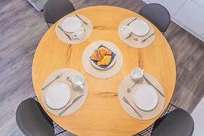 Modern & Stylish Apartment in Como City