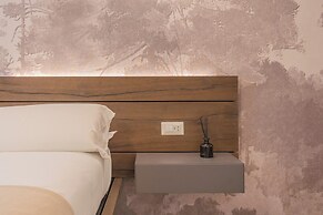 Modern & Stylish Apartment in Como City