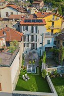 Pozzo Vertical Apartment With Garden and Parking