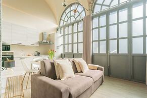 Romantic Escape City Centre With Jacuzzi & Parking by Rent all Como