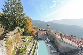 Villa Torre di Palanzo With Magnificent View