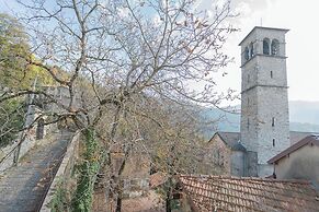 Villa Torre di Palanzo With Magnificent View