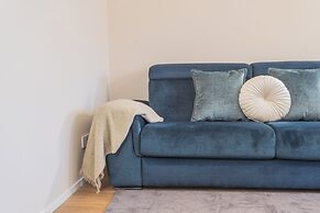 V. Suite on Lake Como