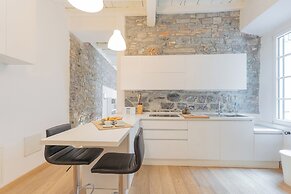 Wine Not Apartment in Como City Centre