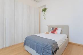 Wine Not Apartment in Como City Centre