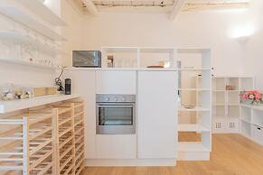 Wine Not Apartment in Como City Centre