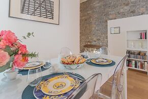 Wine Not Apartment in Como City Centre